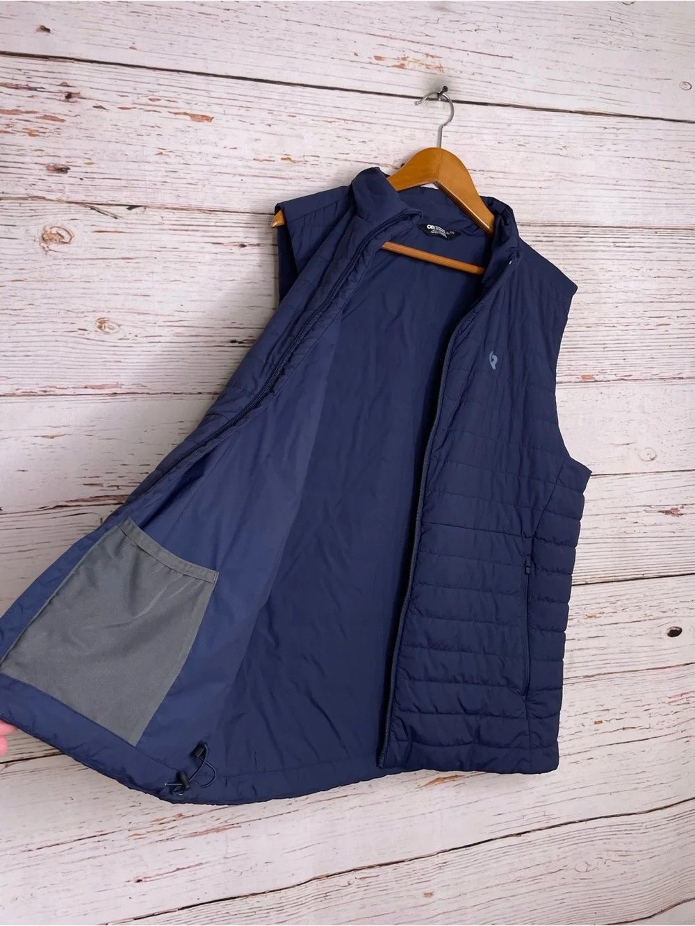 LIKE NEW Outdoor Research water resistant insulated shadow vest